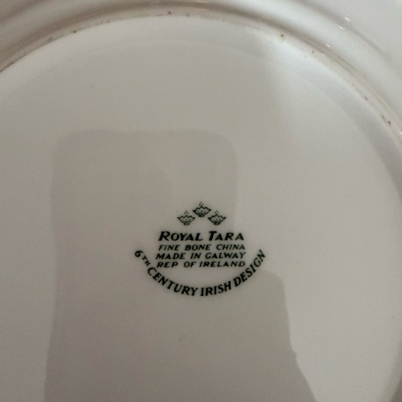 Royal Tara Bone China from Galway - Vintage, Celtic Pattern - Picture 2 of 2